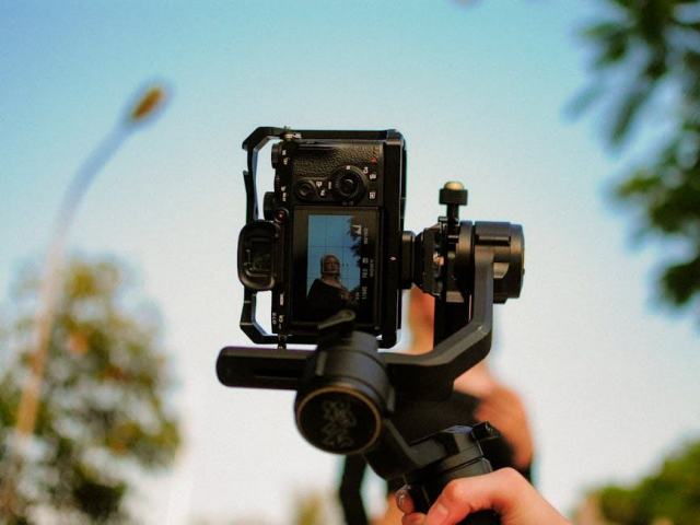 Visseuse dévisseuse : l'outil polyvalent du vissage et dévissage