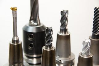Bosch, Makita ou DeWalt : le comparatif perceuse visseuse