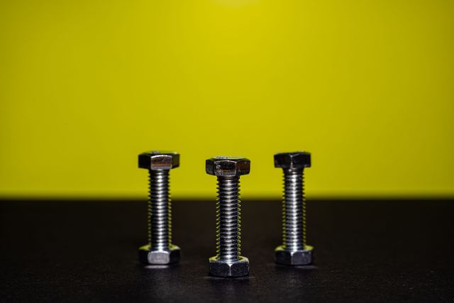 Visserie et chevilles : trouver la bonne cheville pour chaque support Visserie et chevilles : trouver la bonne cheville pour chaque support